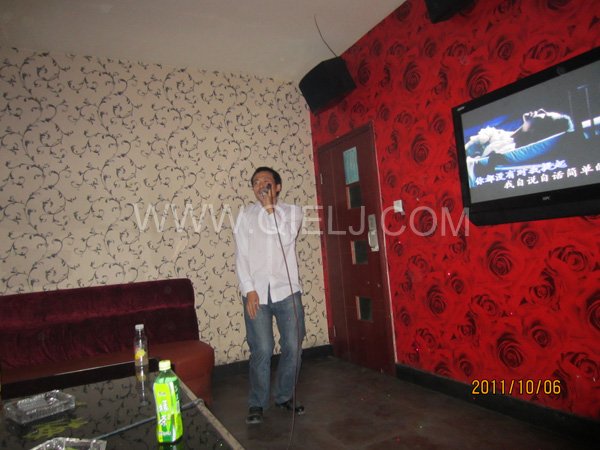 2011年10月，鄭州企鵝糧油機(jī)械有限公司--外貿(mào)部，十一國(guó)慶節(jié)團(tuán)體活動(dòng)！(圖13)