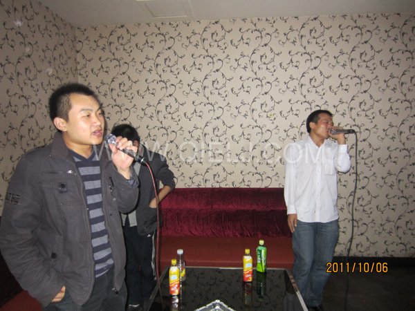 2011年10月，鄭州企鵝糧油機(jī)械有限公司--外貿(mào)部，十一國(guó)慶節(jié)團(tuán)體活動(dòng)！(圖5)