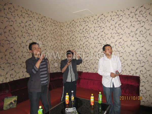 2011年10月，鄭州企鵝糧油機(jī)械有限公司--外貿(mào)部，十一國(guó)慶節(jié)團(tuán)體活動(dòng)！(圖6)