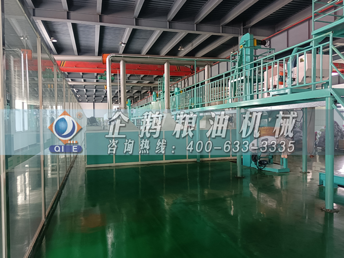 企鵝牌茶籽油雙螺桿榨油機(jī)，用心制造獲得客戶認(rèn)可(圖2)